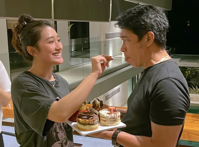 Parto dan anaknya, Amanda Caesa. (Instagram)